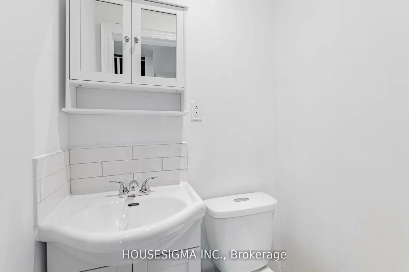 110, Wembley, Forest Hill North, Toronto