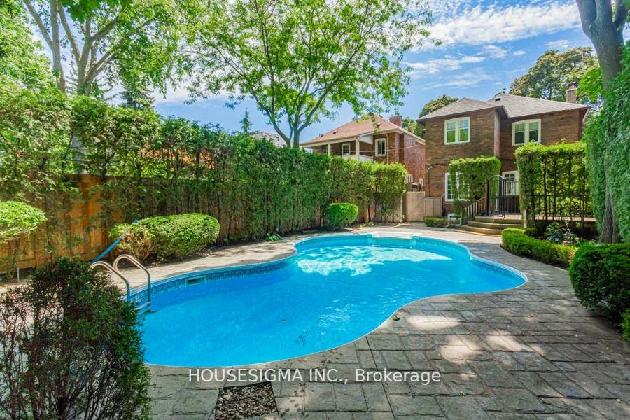 110, Wembley, Forest Hill North, Toronto