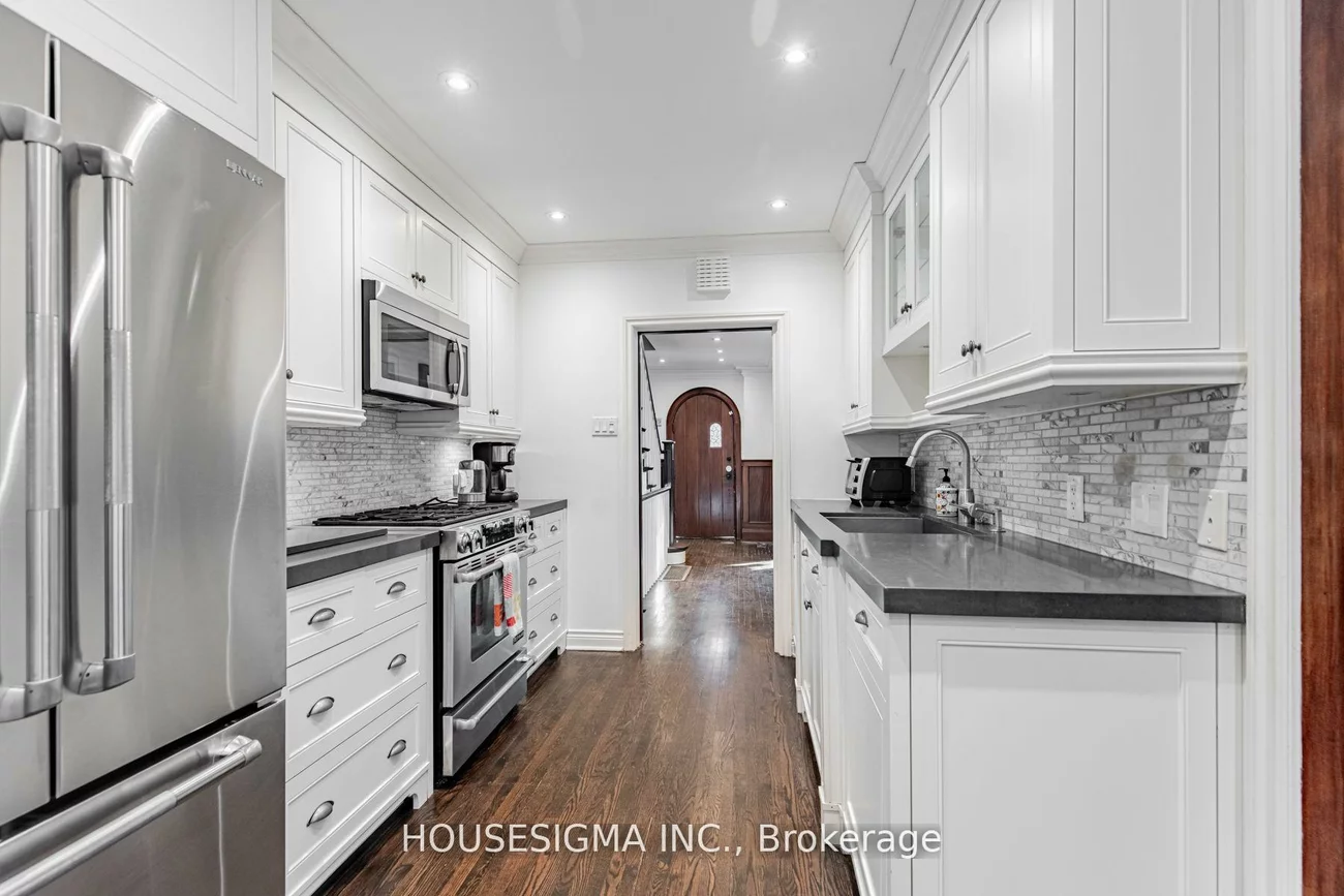 110, Wembley, Forest Hill North, Toronto