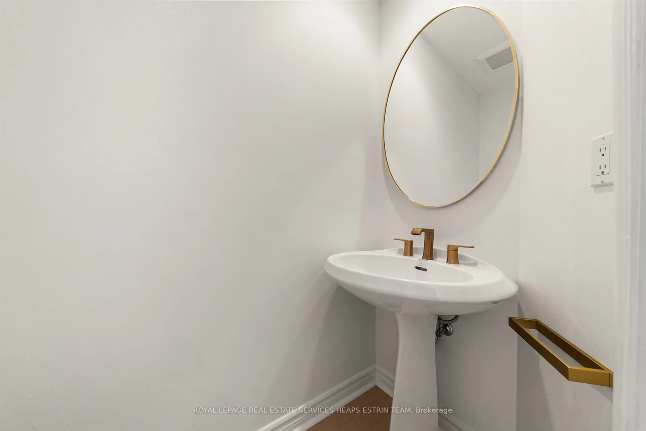 10, Gibson, Annex, Toronto