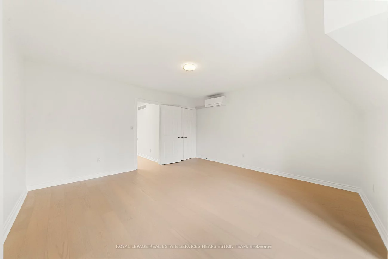 10, Gibson, Annex, Toronto