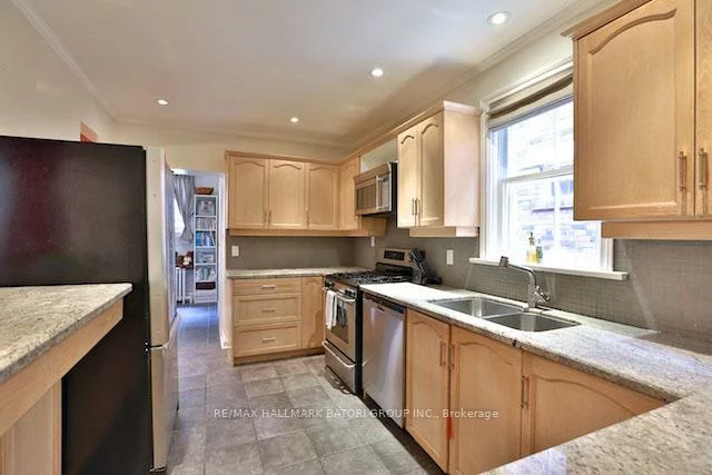 76, Willowbank, Lawrence Park South, Toronto