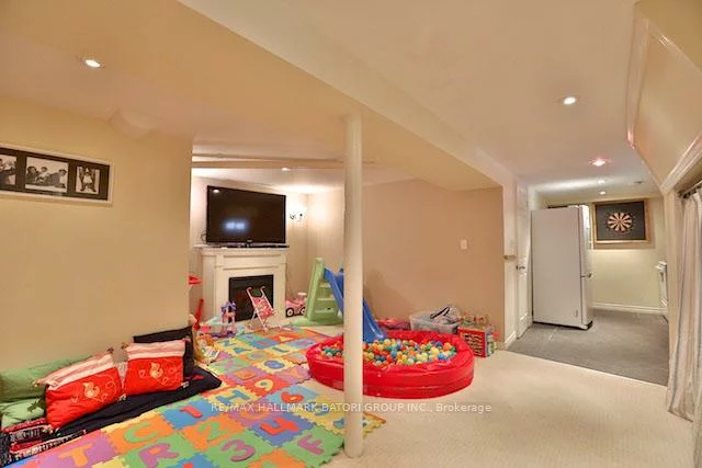 76, Willowbank, Lawrence Park South, Toronto