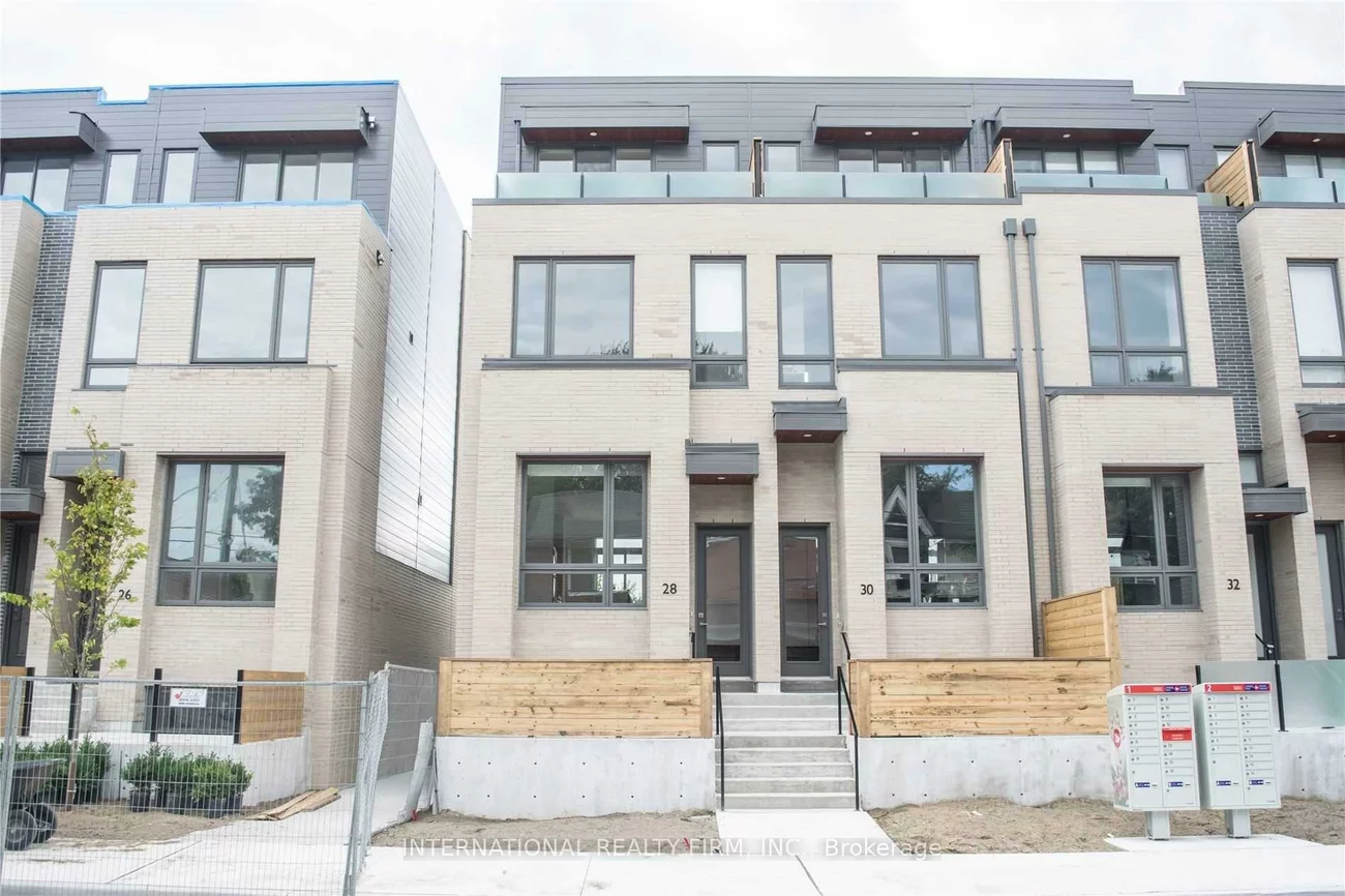 28, Perth, Dufferin Grove, Toronto