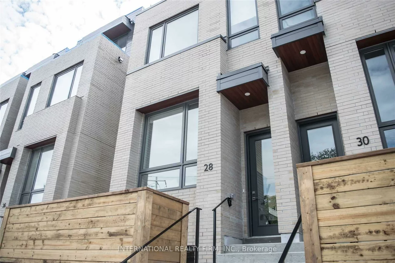 28, Perth, Dufferin Grove, Toronto