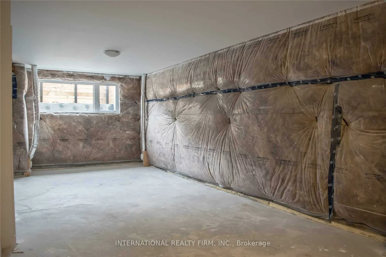 28, Perth, Dufferin Grove, Toronto