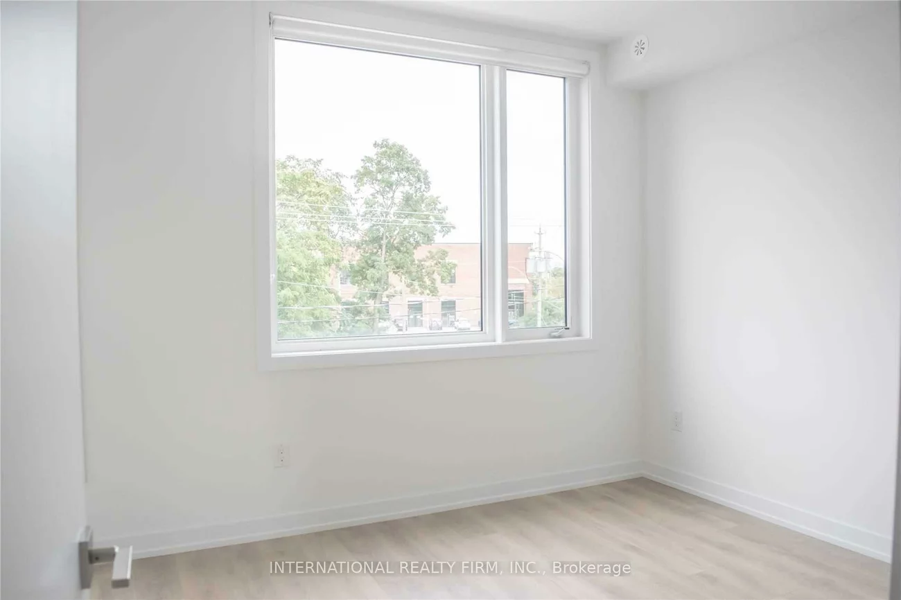 28, Perth, Dufferin Grove, Toronto