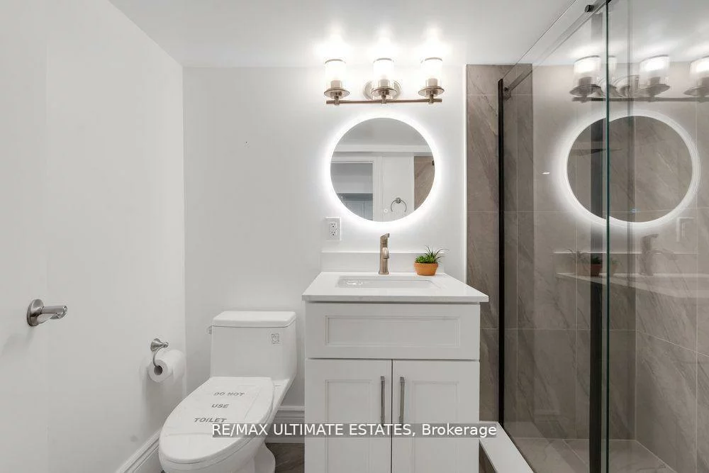 290, Bathurst, Trinity-Bellwoods, Toronto