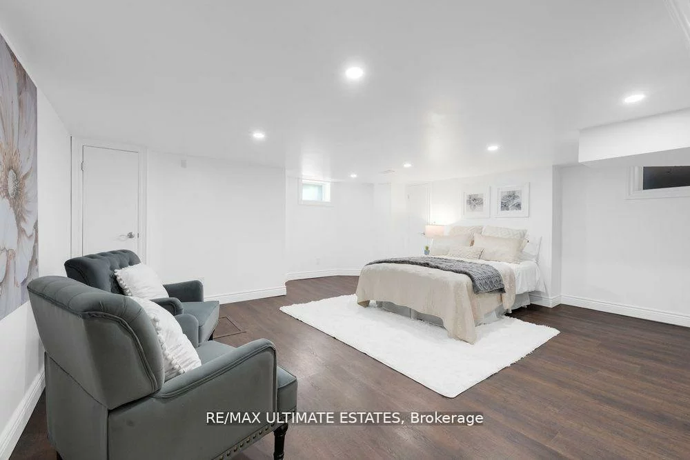 290, Bathurst, Trinity-Bellwoods, Toronto