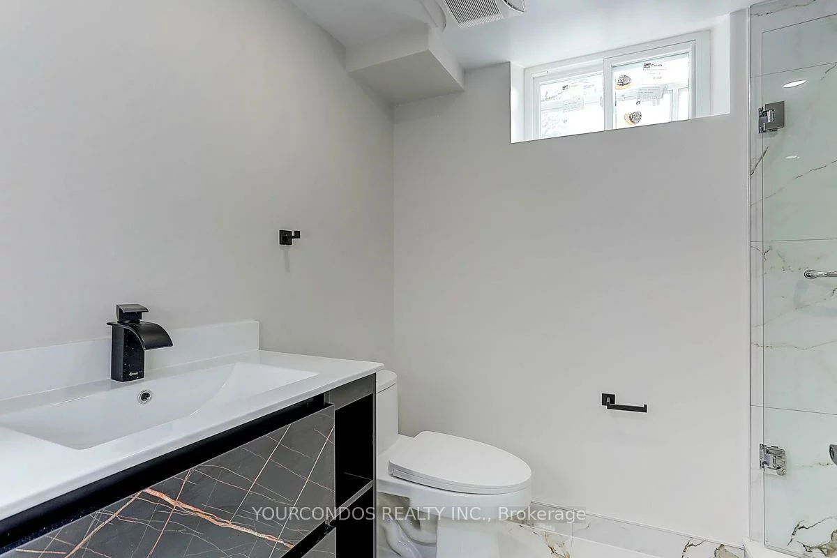 54, Camwood, Parkwoods-Donalda, Toronto