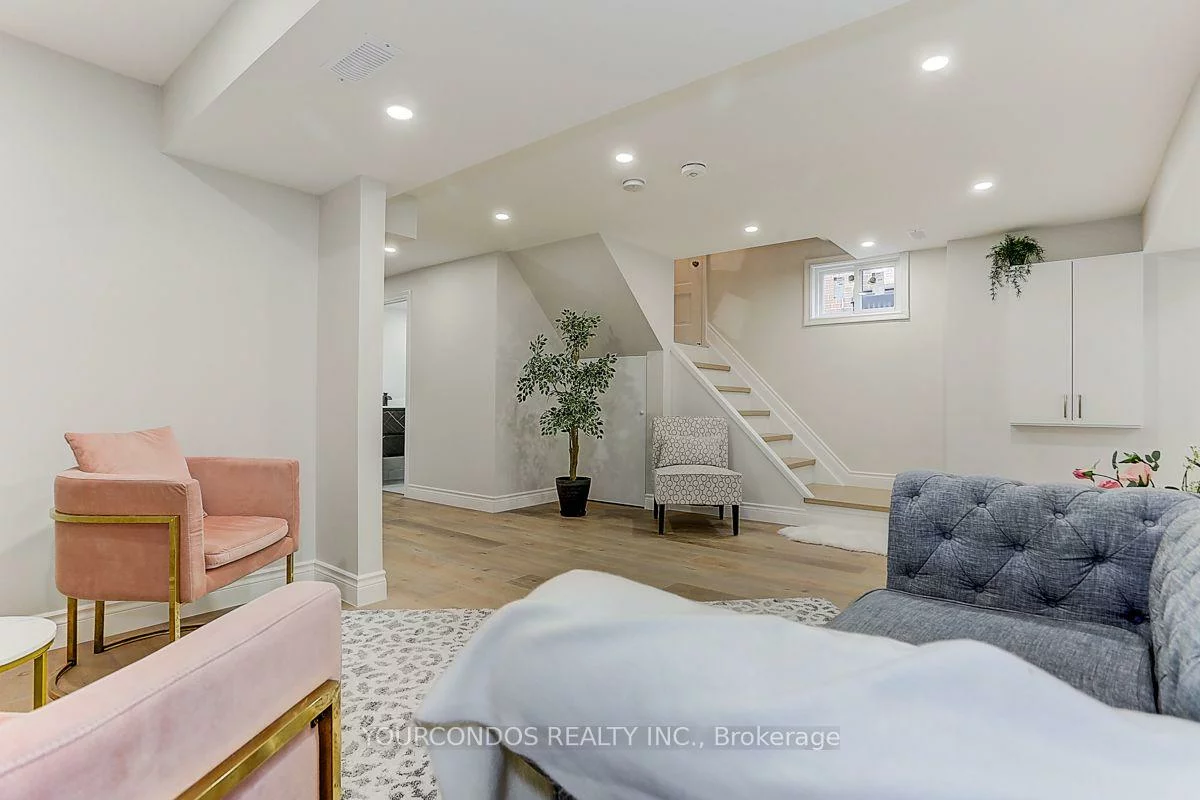 54, Camwood, Parkwoods-Donalda, Toronto