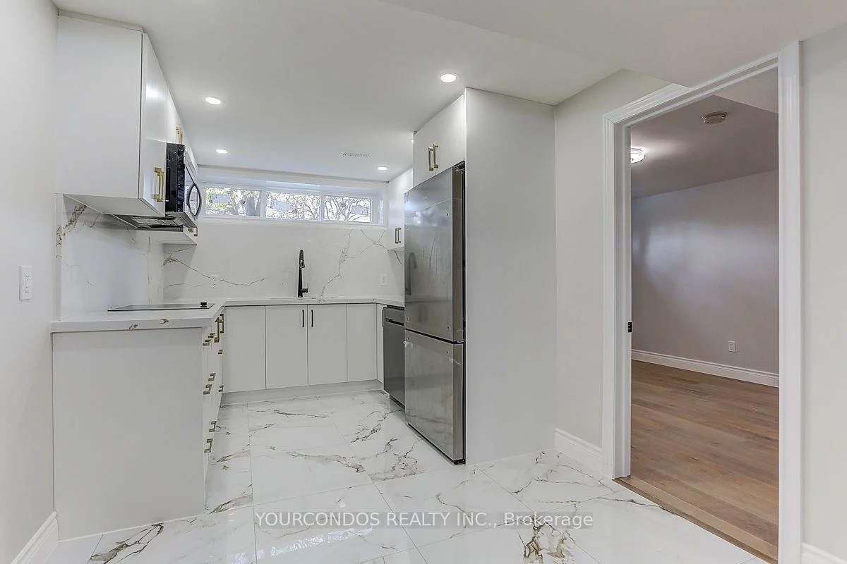 54, Camwood, Parkwoods-Donalda, Toronto