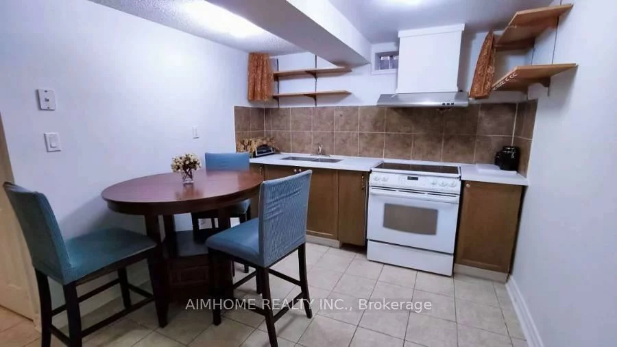 84, Micmac, Pleasant View, Toronto