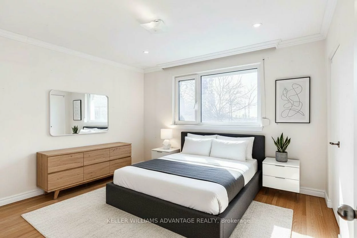 29, Lehar, Hillcrest Village, Toronto