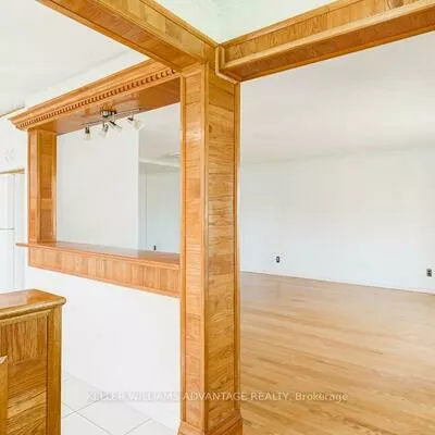 29, Lehar, Hillcrest Village, Toronto