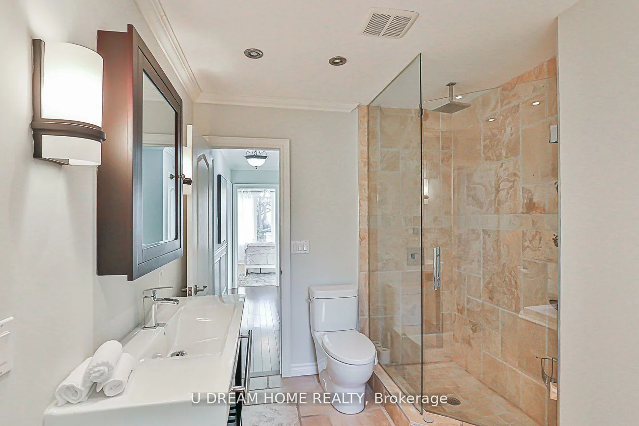 31, Shawfield, Parkwoods-Donalda, Toronto