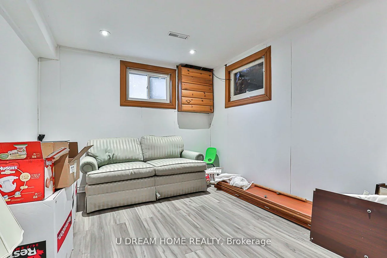 31, Shawfield, Parkwoods-Donalda, Toronto