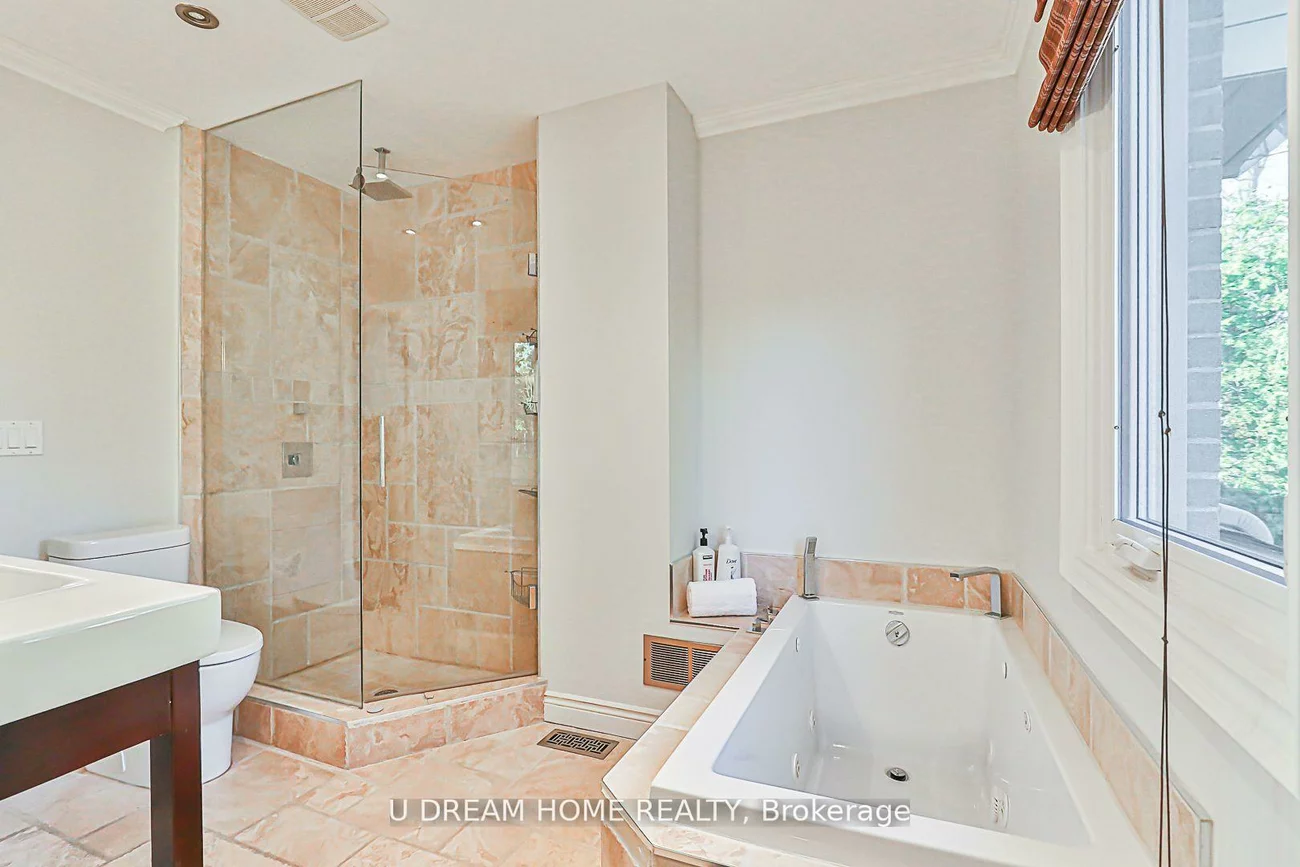 31, Shawfield, Parkwoods-Donalda, Toronto