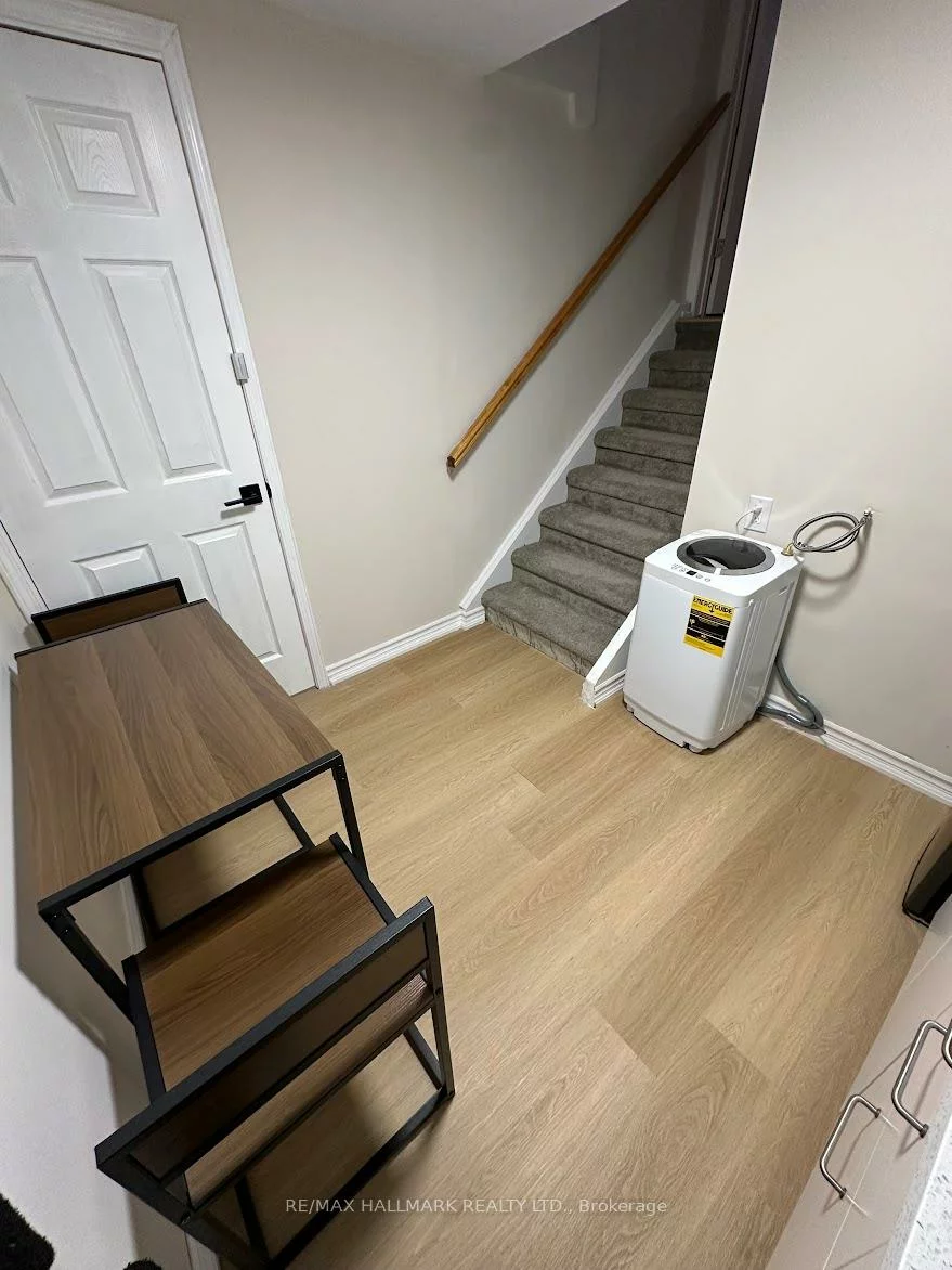 316, Cherokee, Pleasant View, Toronto