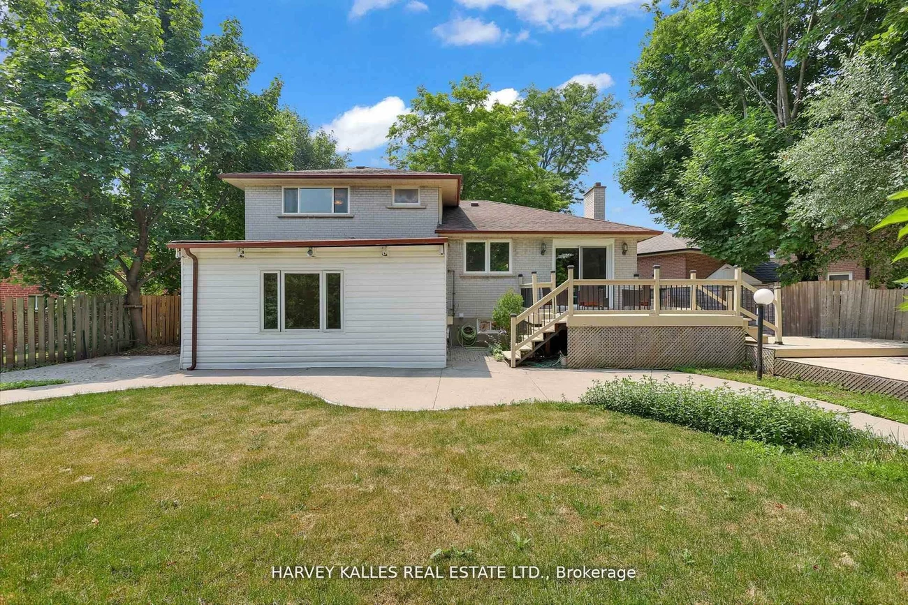 16, Wedgeport, Willowdale East, Toronto