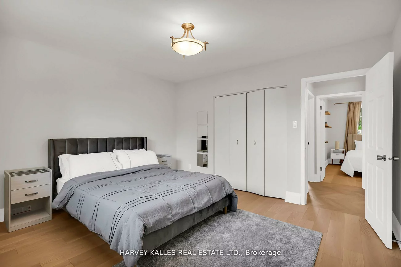16, Wedgeport, Willowdale East, Toronto