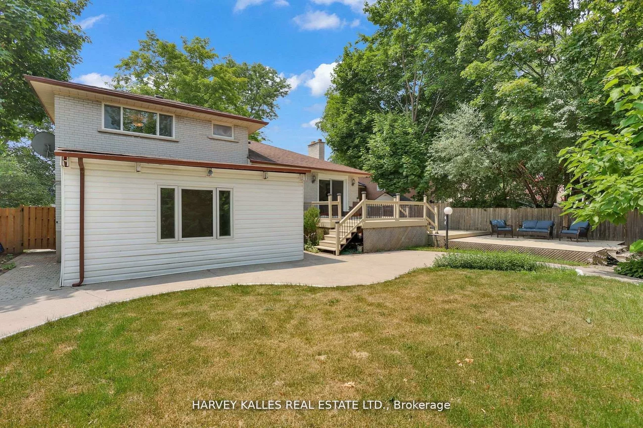 16, Wedgeport, Willowdale East, Toronto