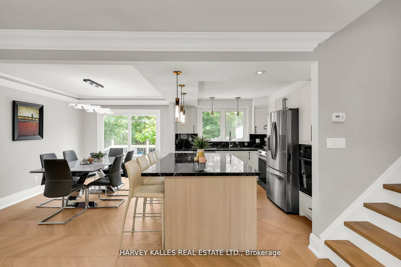16, Wedgeport, Willowdale East, Toronto