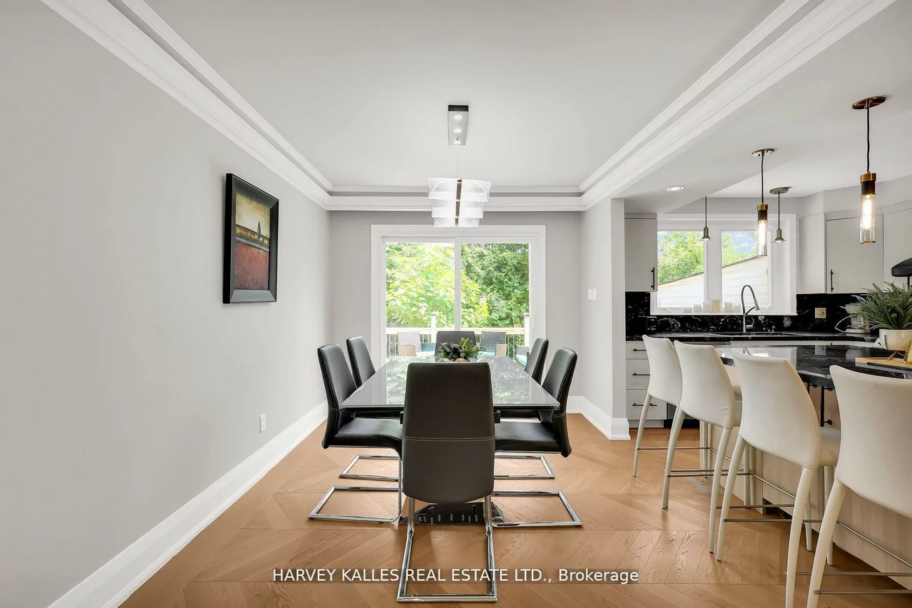 16, Wedgeport, Willowdale East, Toronto