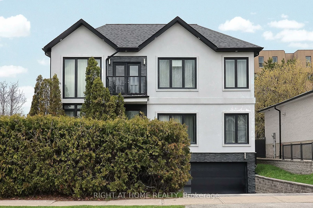 2, Chalet, Pleasant View, Toronto