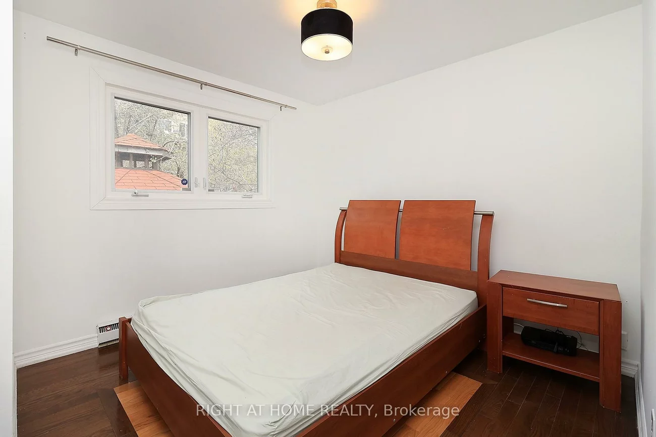 2, Chalet, Pleasant View, Toronto