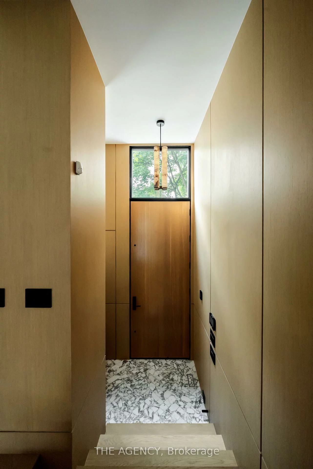 126, Sherwood, Mount Pleasant East, Toronto