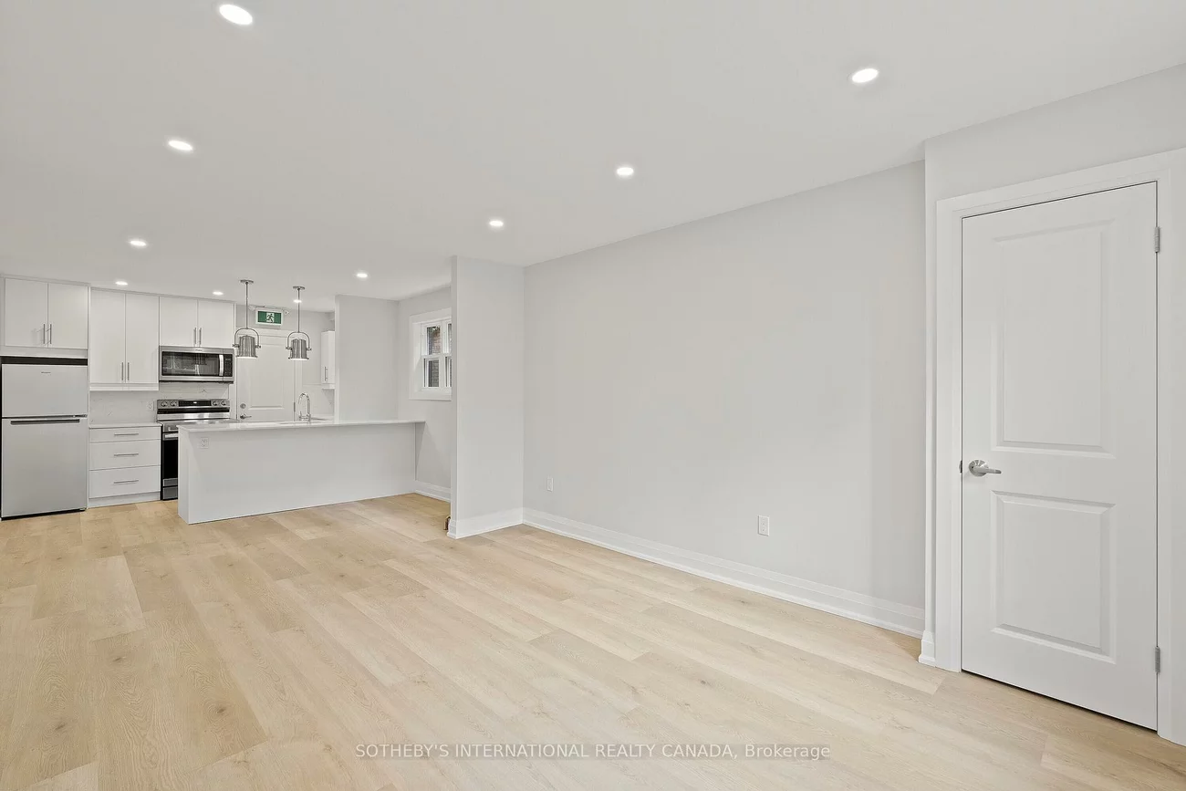 28, Strathgowan, Lawrence Park South, Toronto