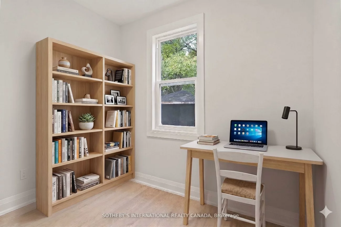 28, Strathgowan, Lawrence Park South, Toronto