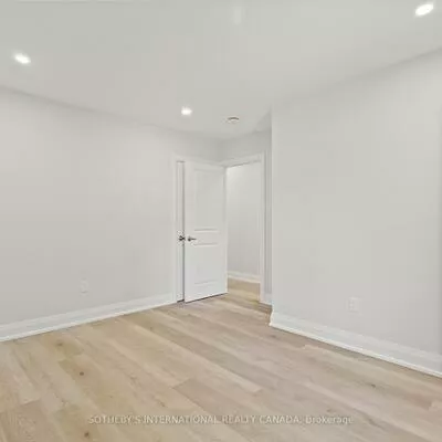 28, Strathgowan, Lawrence Park South, Toronto