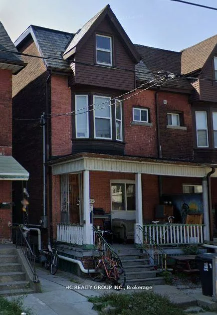 562, Bathurst, Palmerston-Little Italy, Toronto