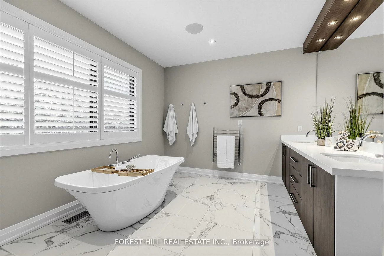 41, Invermay, Clanton Park, Toronto