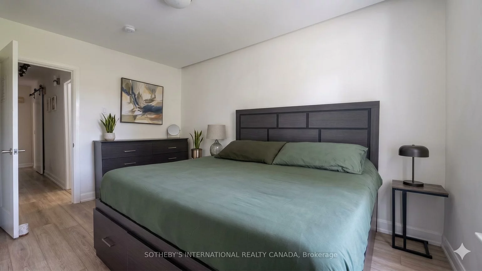 11, D'arcy, Kensington-Chinatown, Toronto