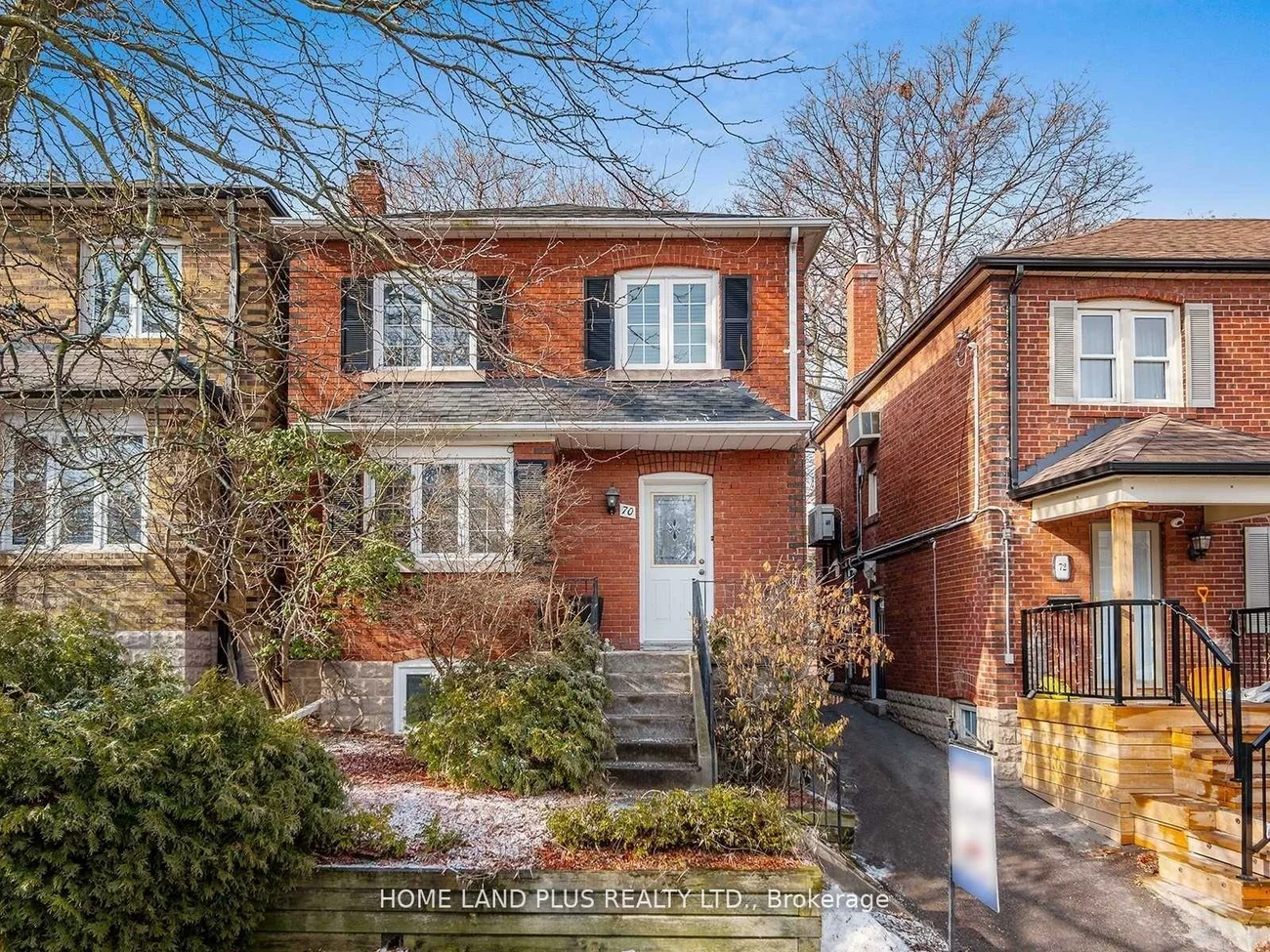 70, Mann, Mount Pleasant East, Toronto