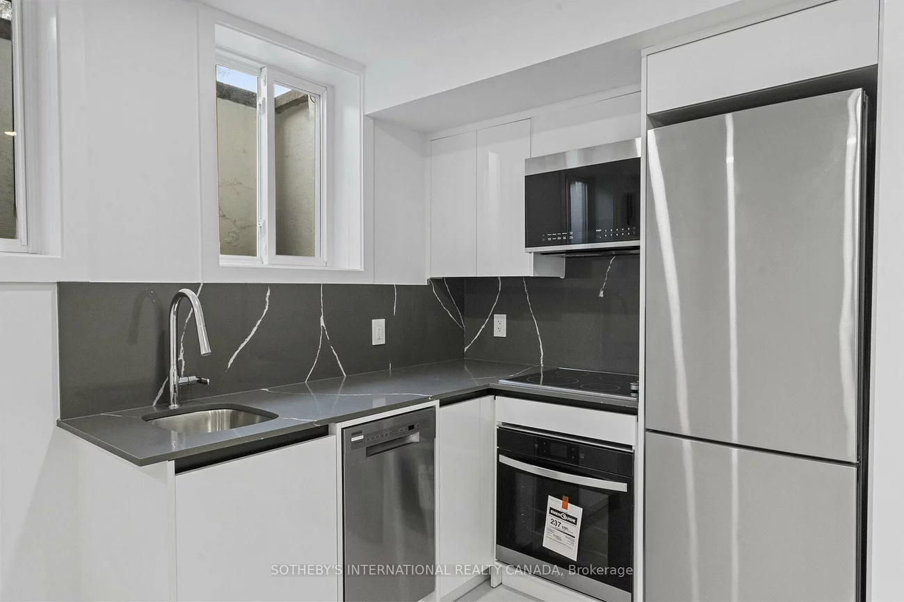 1340, Avenue, Lawrence Park South, Toronto