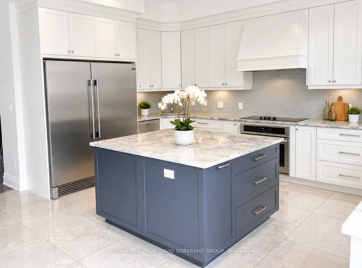 35, Bainbridge, Clanton Park, Toronto