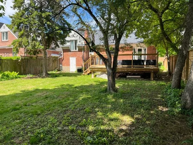 173, Poyntz, Lansing-Westgate, Toronto