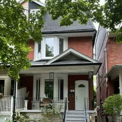 515, Brunswick(2nd FL), Annex, Toronto