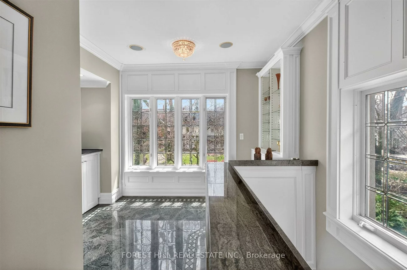 74, Lynwood, Casa Loma, Toronto