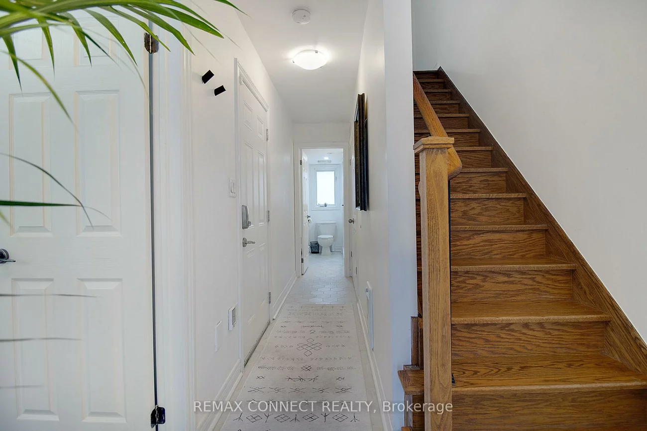 565, Shuter, Regent Park, Toronto