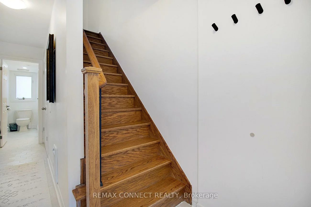 565, Shuter, Regent Park, Toronto