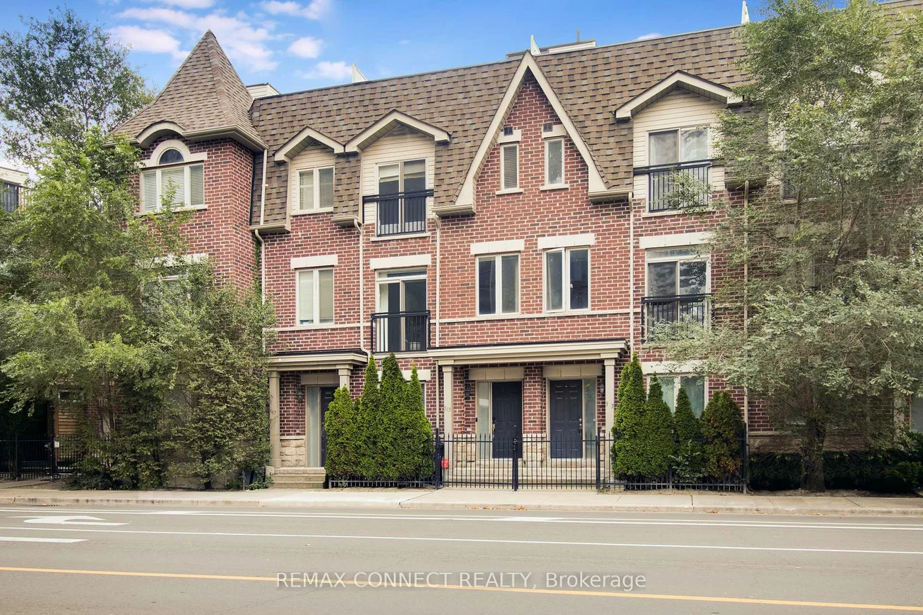 565, Shuter, Regent Park, Toronto