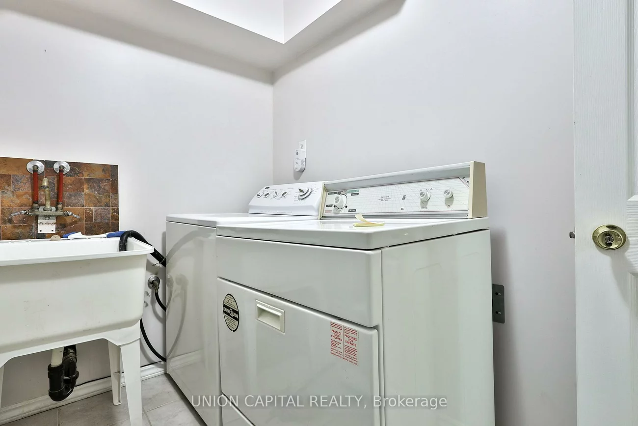 168, Old Sheppard, Pleasant View, Toronto