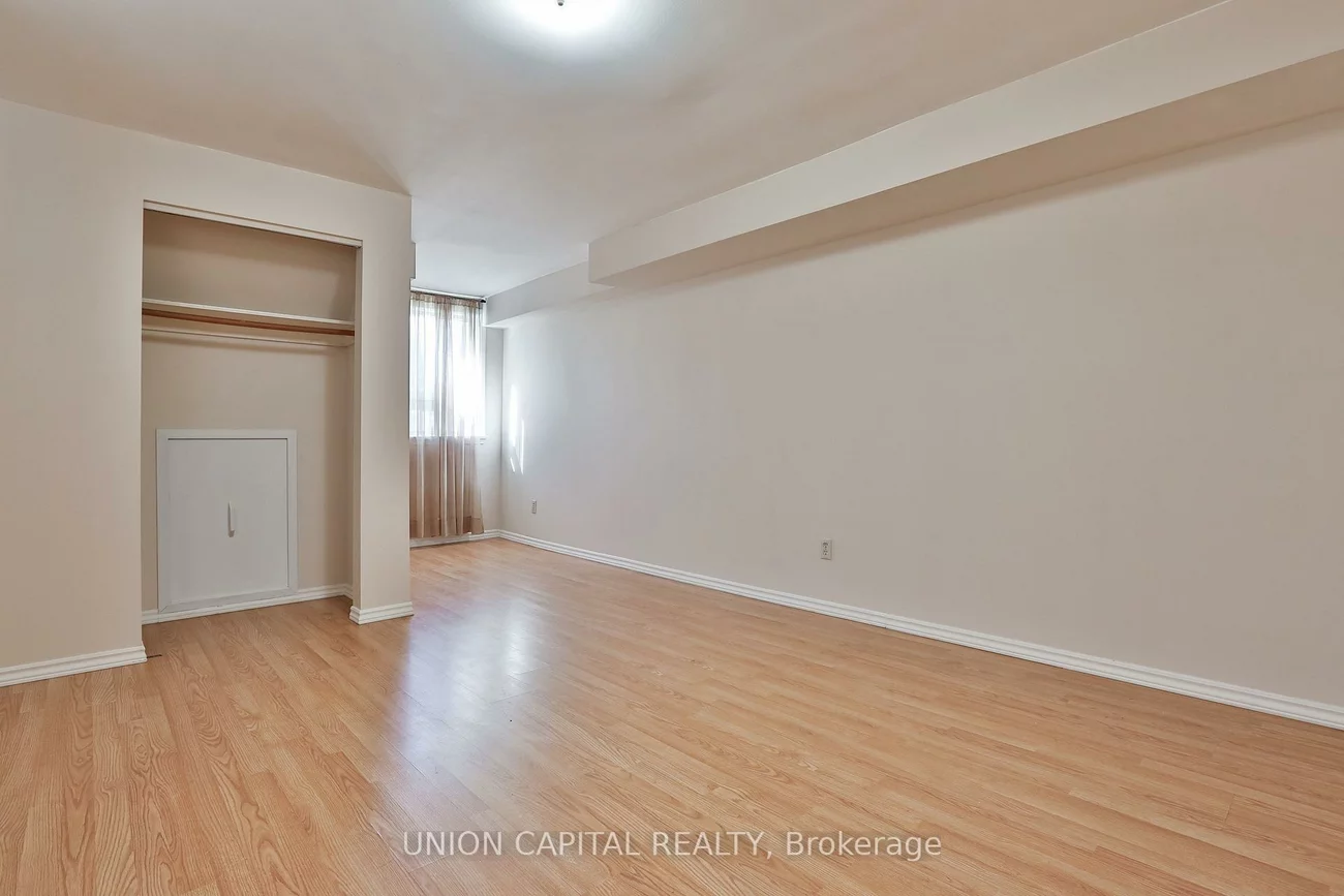 168, Old Sheppard, Pleasant View, Toronto