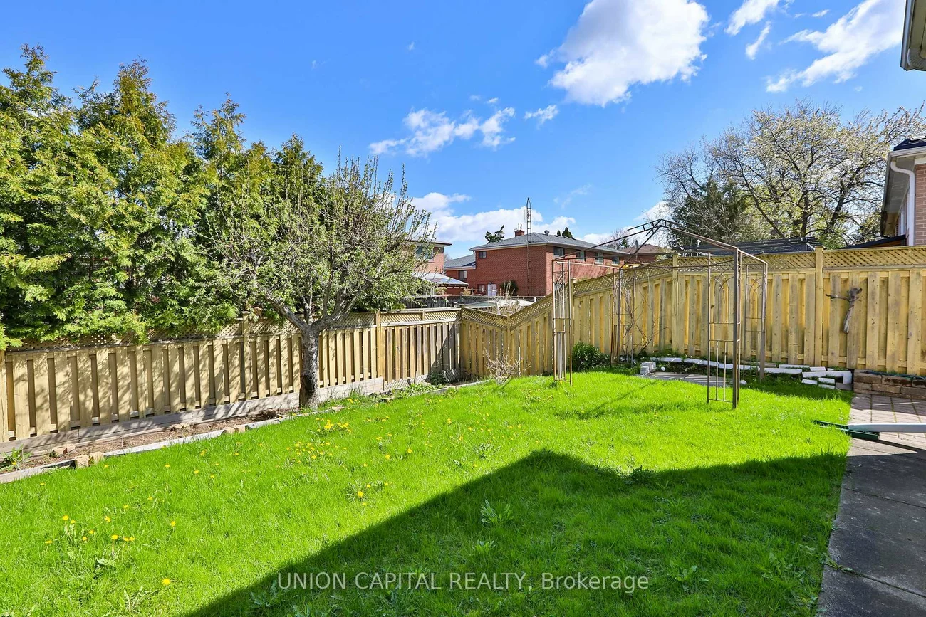 168, Old Sheppard, Pleasant View, Toronto