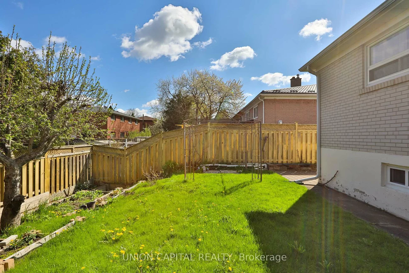 168, Old Sheppard, Pleasant View, Toronto